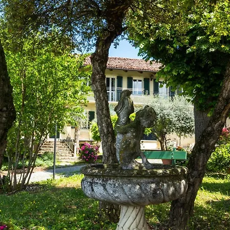 Alba Morus Apartament *